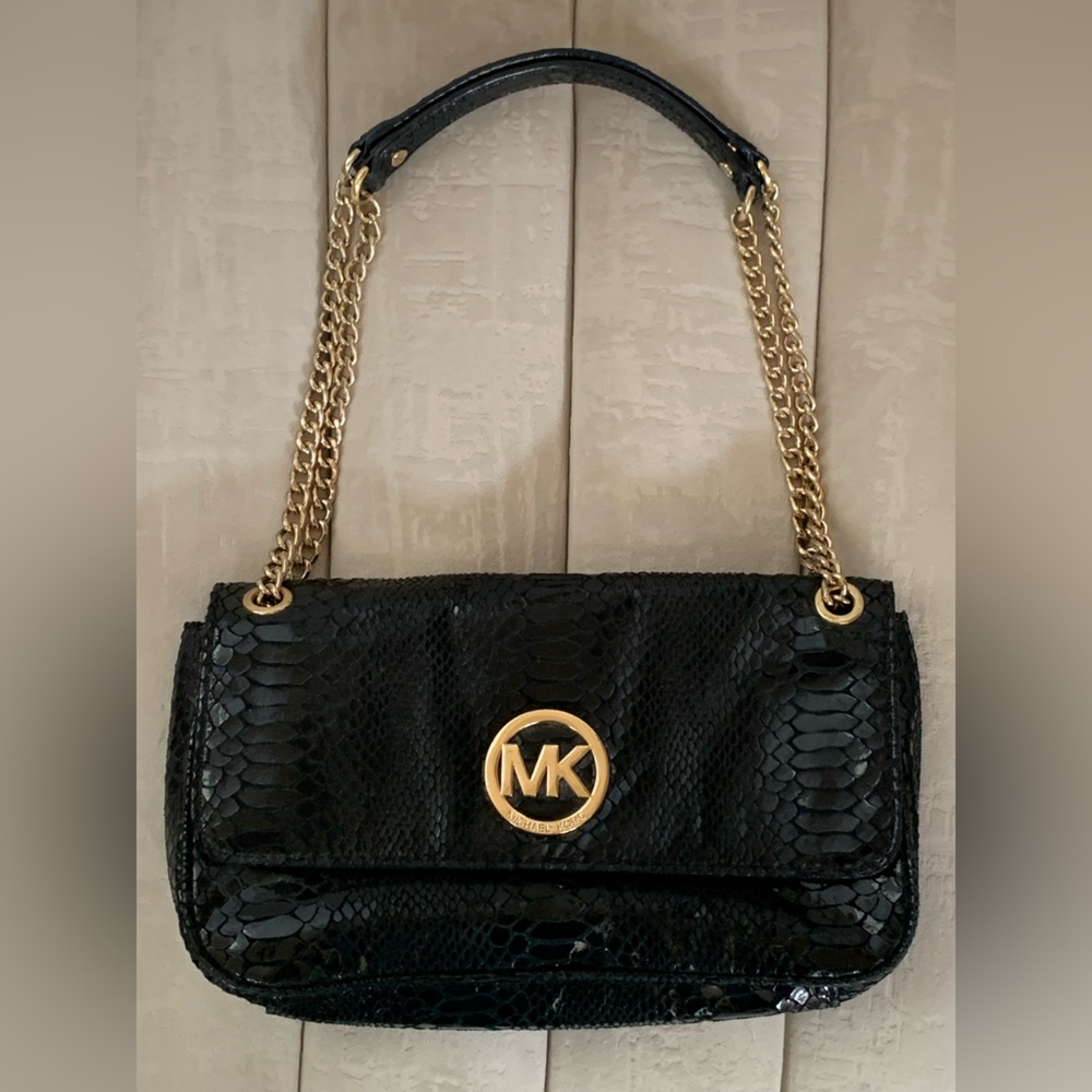 ***SOLD*** Michael Kors Black Crossbody Bag with Gold Chain